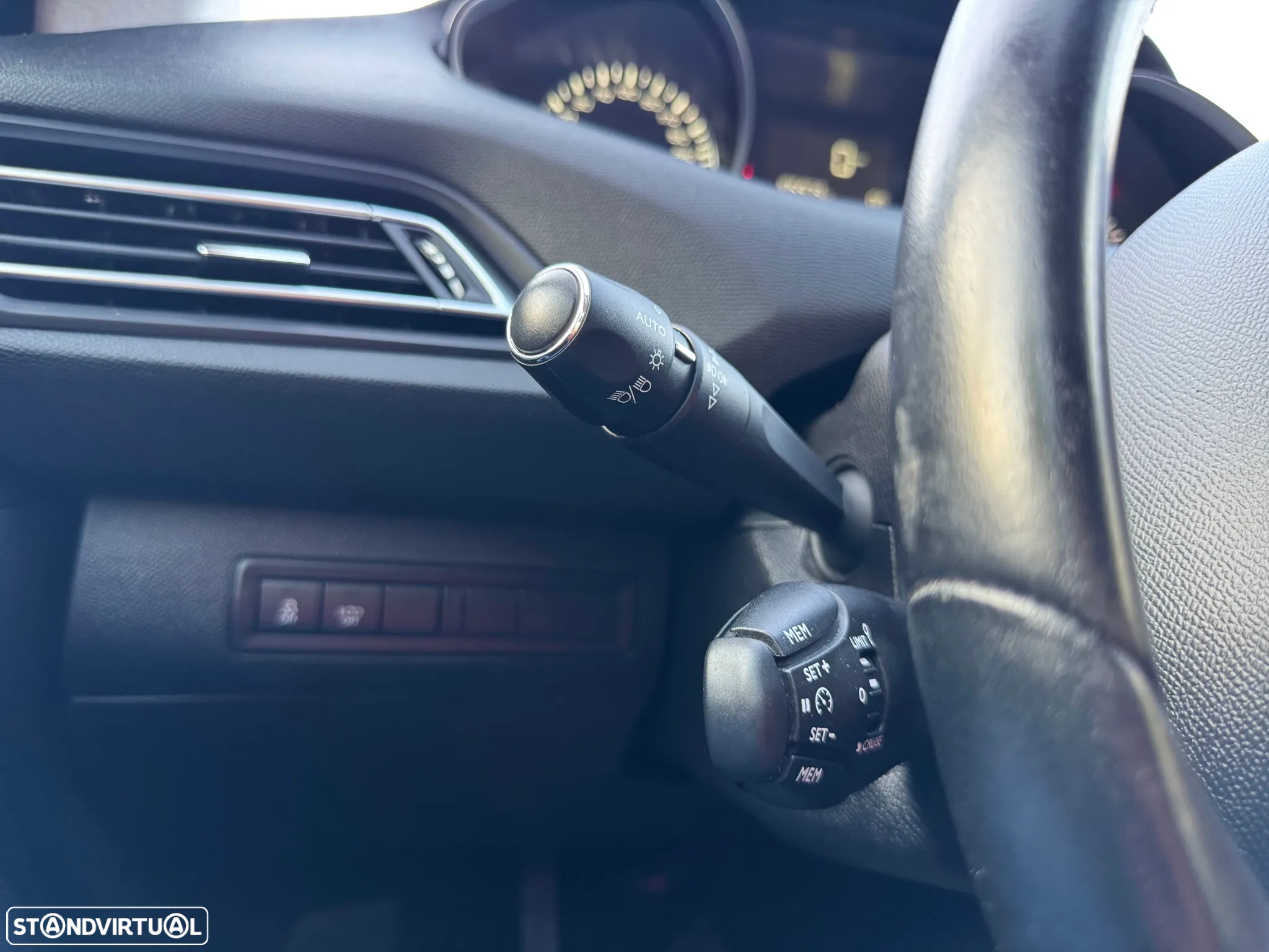 Peugeot 308 SW 1.2 PureTech Allure Full LED - 16