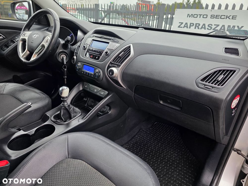 Hyundai ix35 - 11