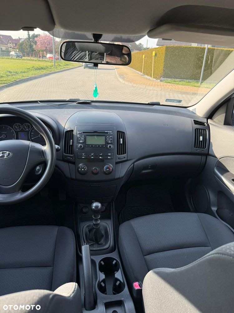 Hyundai i30 i30cw 1.4 blue Comfort - 12