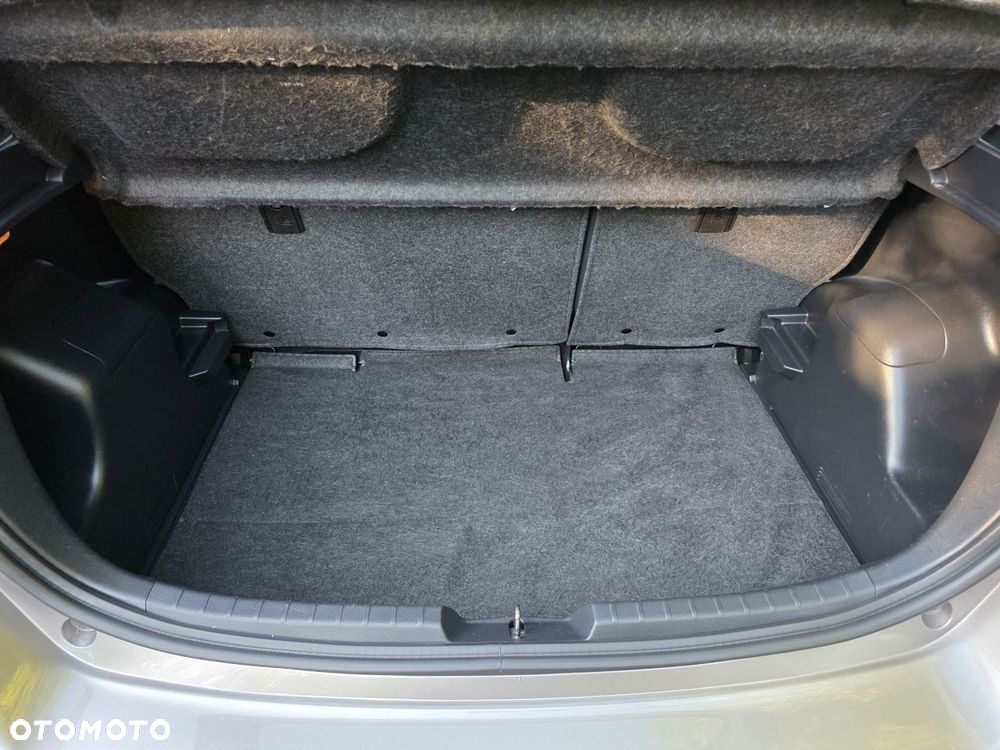 Toyota Yaris 1.33 Premium MS - 19
