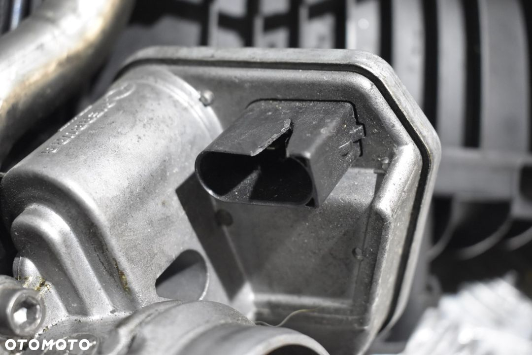 BMW E60 E90 E87 2.0D Kolektor ssący 781017802 - 13