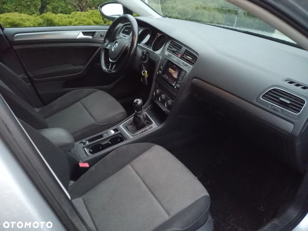 Volkswagen Golf 1.6 TDI (BlueMotion Technology) Trendline - 6