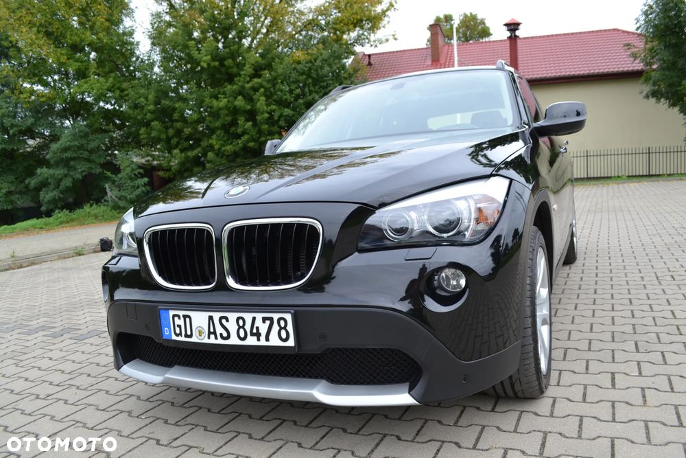 BMW X1 sDrive18d xLine - 1