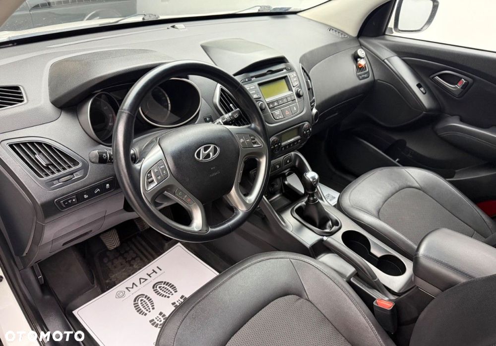 Hyundai ix35 - 23