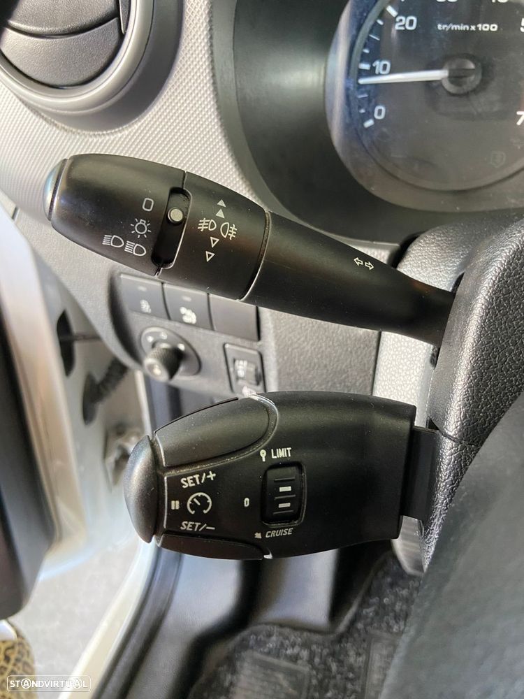 Peugeot Partner - 12