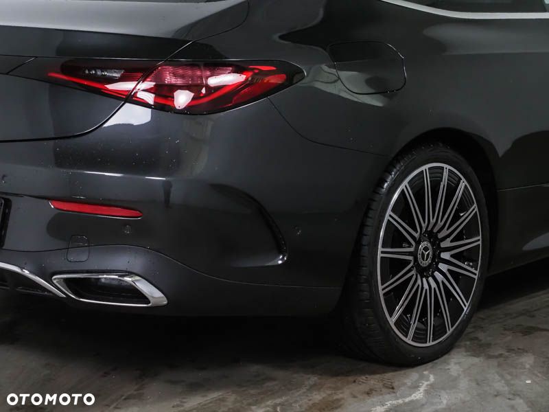 Mercedes-Benz CLE 200 mHEV 4-Matic AMG Line - 10