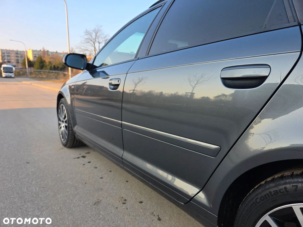 Audi A3 Sportback 2.0 TDI S line Sportpaket plus - 15