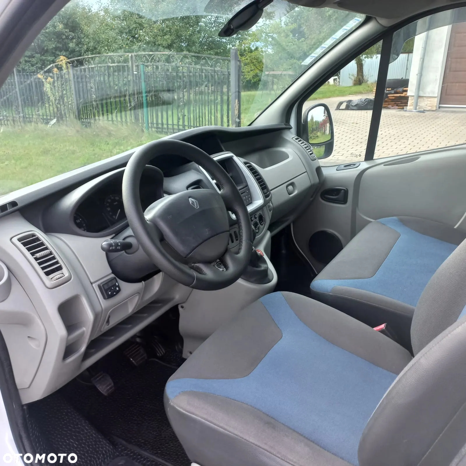 Renault TRAFIC - 5
