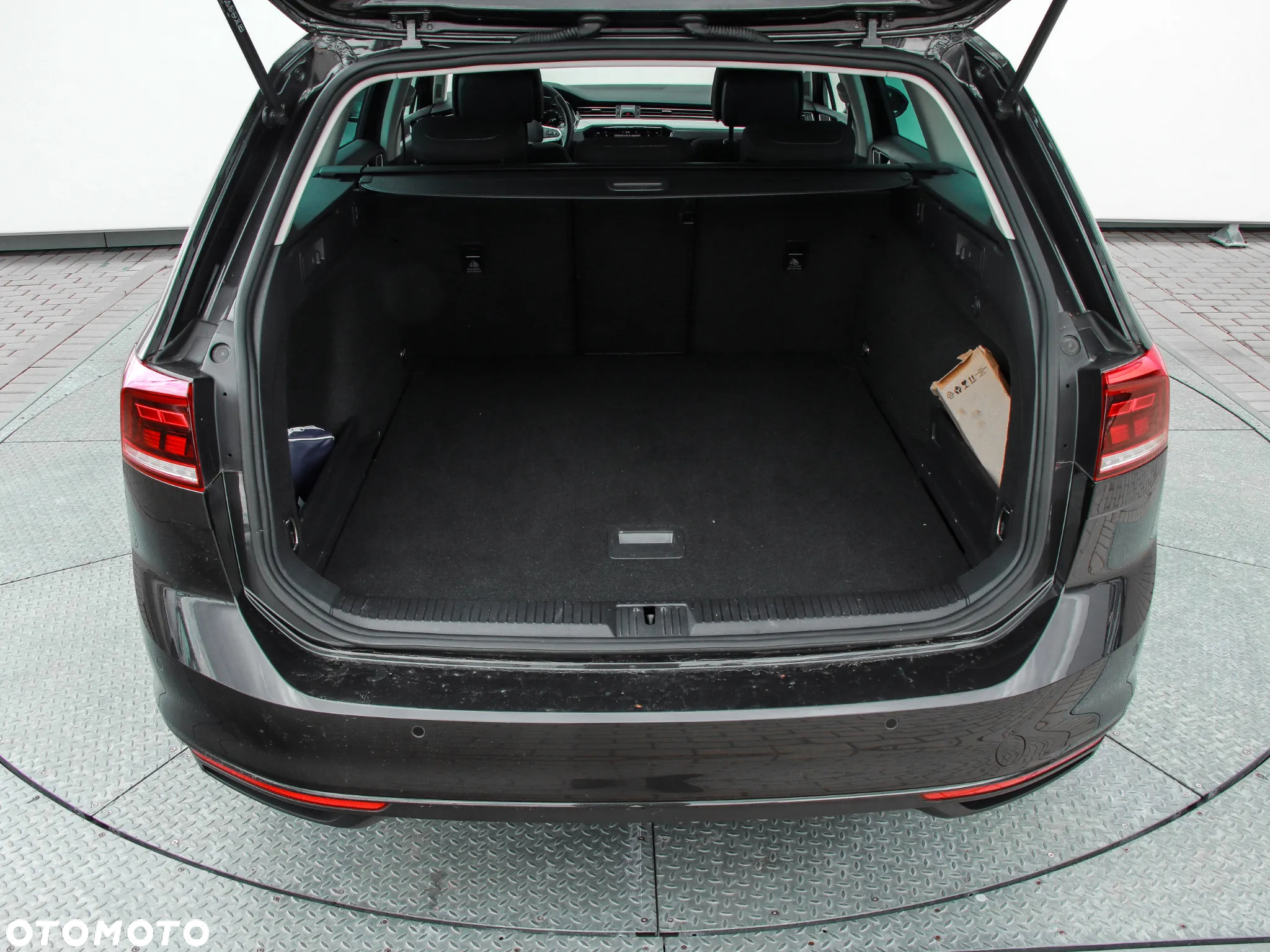 Volkswagen Passat 2.0 TSI Business DSG - 9