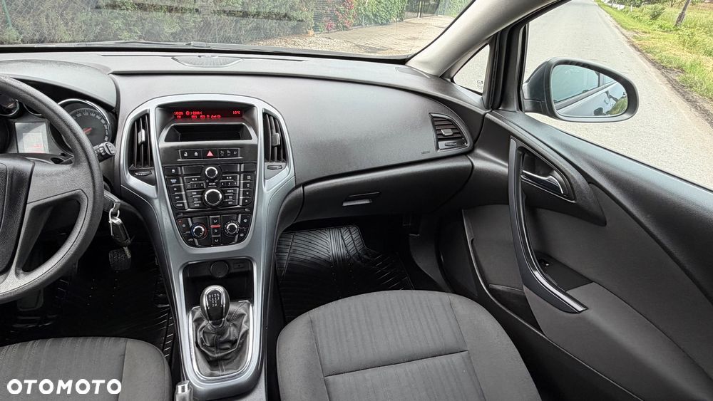 Opel Astra - 34
