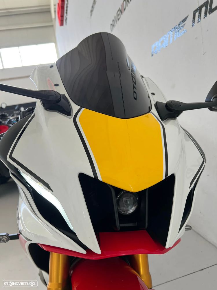 Yamaha R 7 - Edição 60º Aniversário - 9