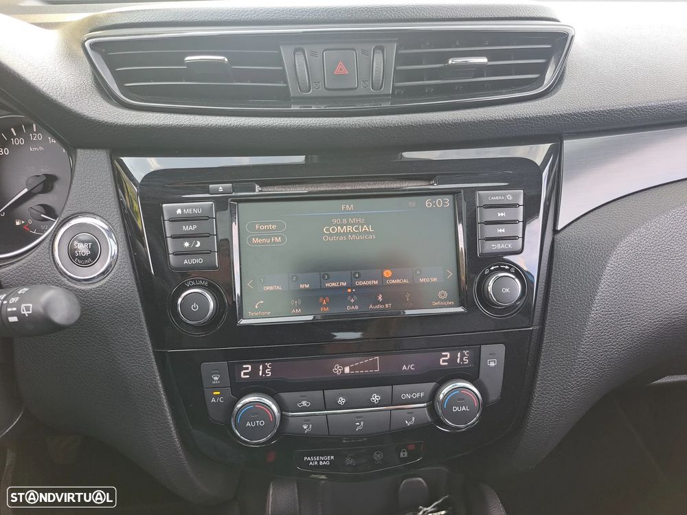 Nissan Qashqai 1.5 dCi N-Connecta J18 - 29