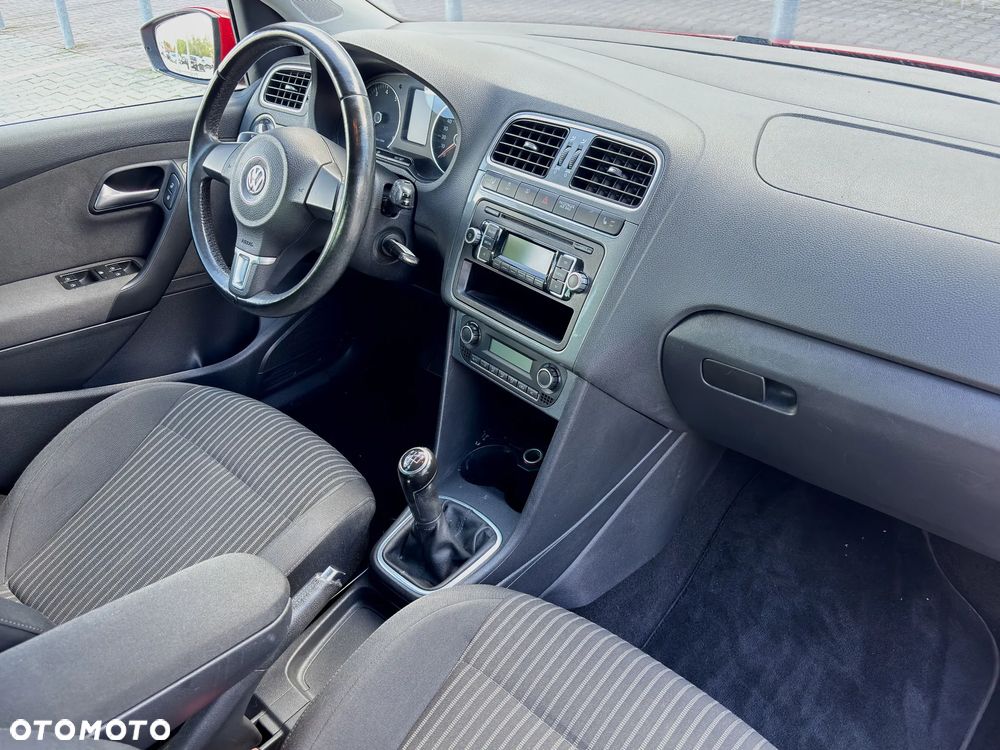Volkswagen Polo 1.4 16V Highline - 30