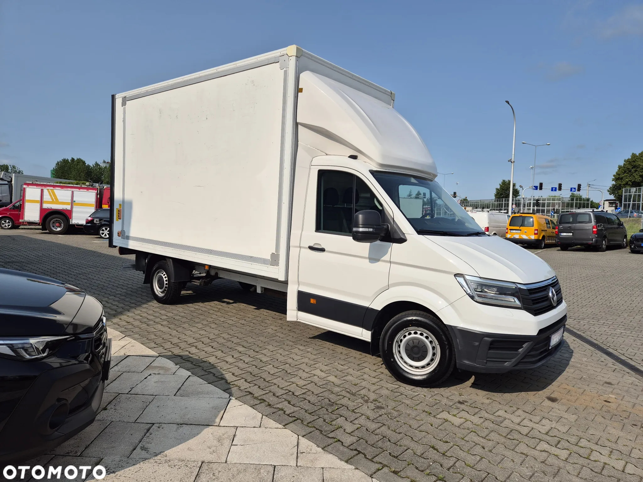 Volkswagen CRAFTER 2.0 TDi 177 / UNIKATOWY! / WYSOKI KONTENER / E6 / BEZWYPADKOWY / WINDA 750KG / WEBASTO - 2
