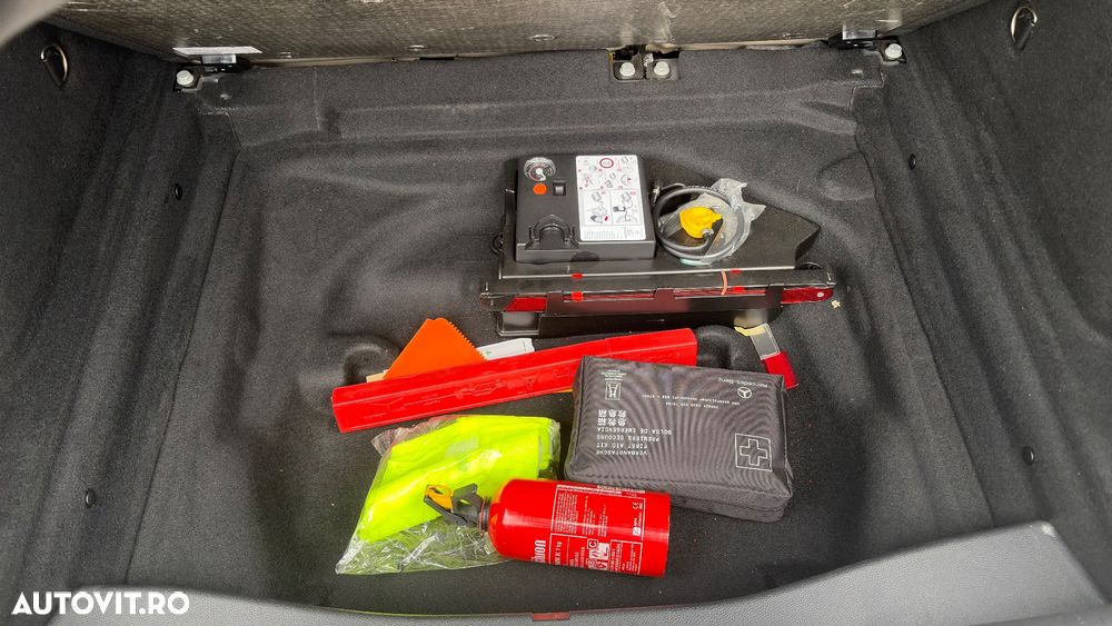 Mercedes-Benz GLA - 19