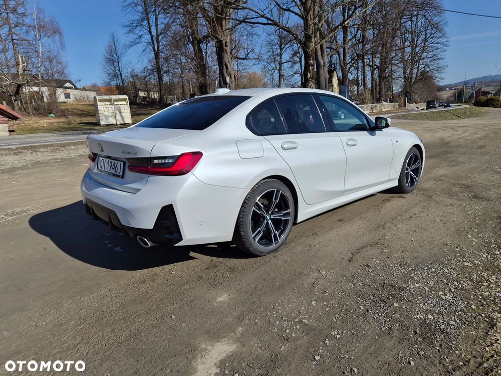 BMW Seria 3 320d xDrive mHEV - 8