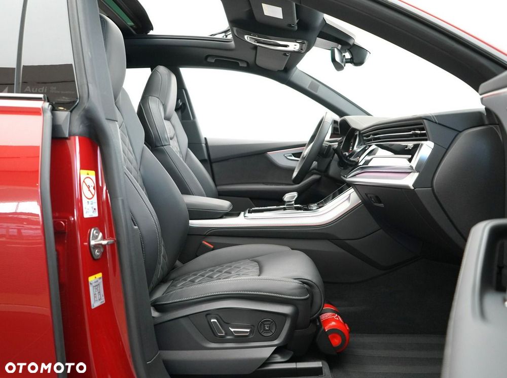 Audi Q8 - 30