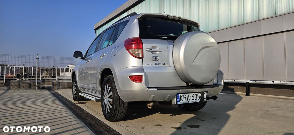 Toyota RAV4 2.2 D-4D 4x4 Executive - 27