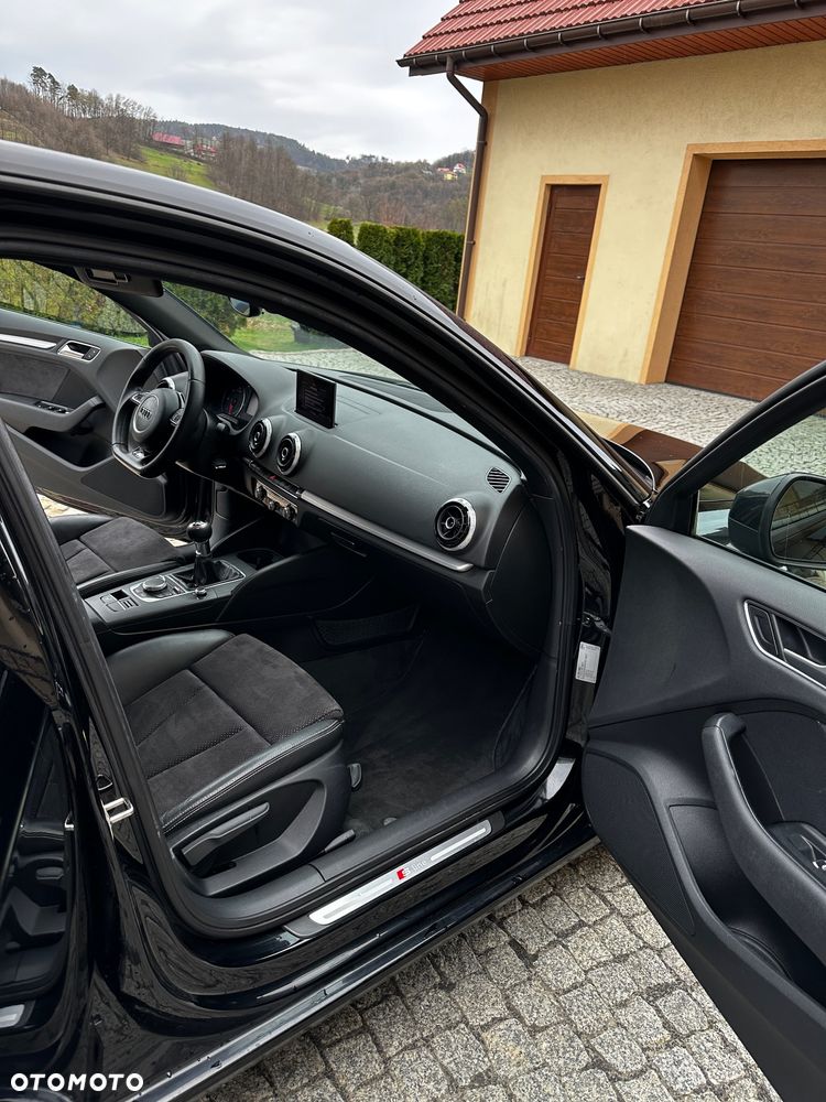 Audi A3 Sportback 2.0 TDI S line Sportpaket - 14