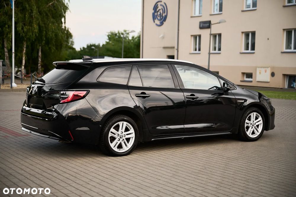 Toyota Corolla 1.8 Hybrid Comfort - 16