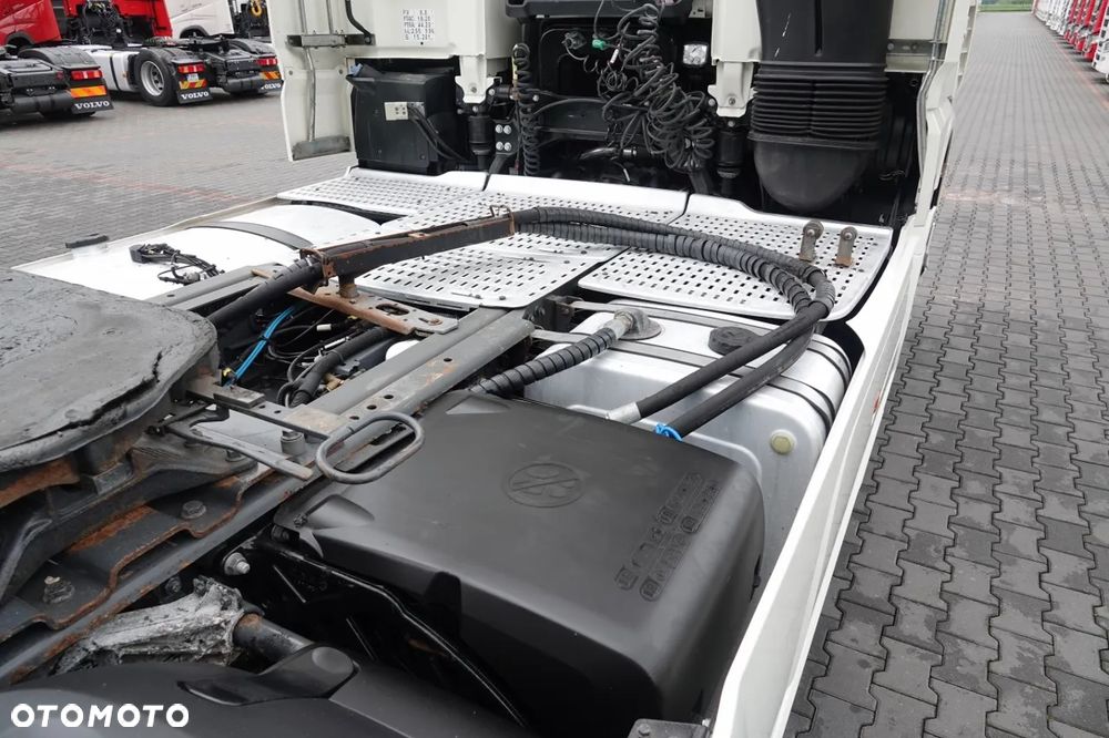 DAF XF 530 / RETARDER / KLIMA POSTOJOWA  / HYDRAULIKA dwuobwodowa  / PO KONTRAKCIE SERWISOWYM - 14