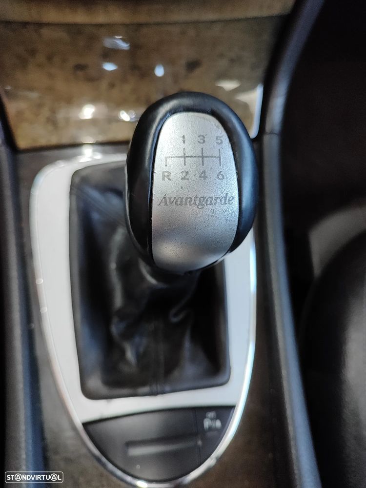 Mercedes-Benz E 220 CDI Avantgarde - 34