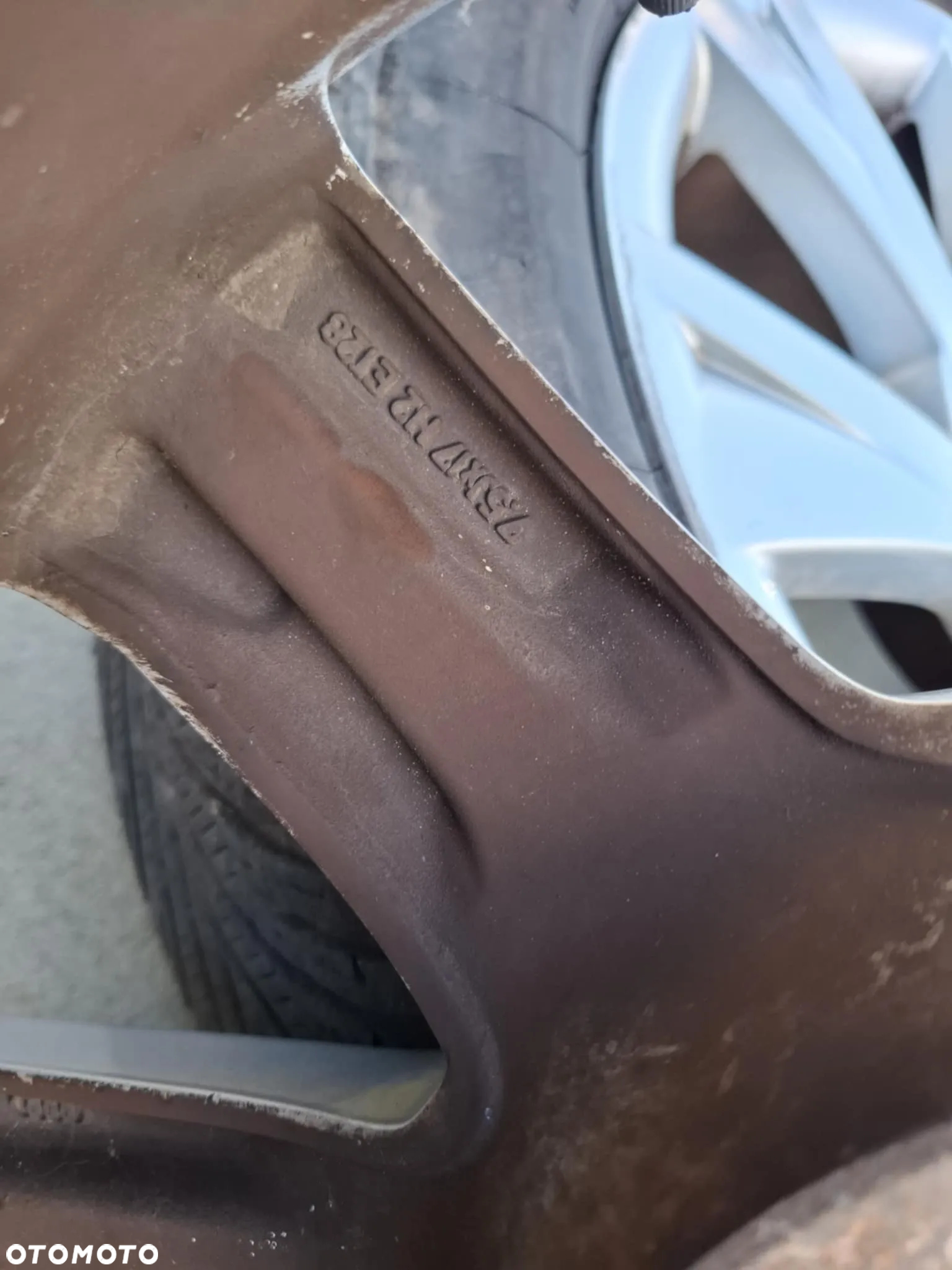 Koła Koło Felgi Felga  Aluminiowe Aluminiowa 8T0601025C R17 5x112 ET28 Audi OE - 9