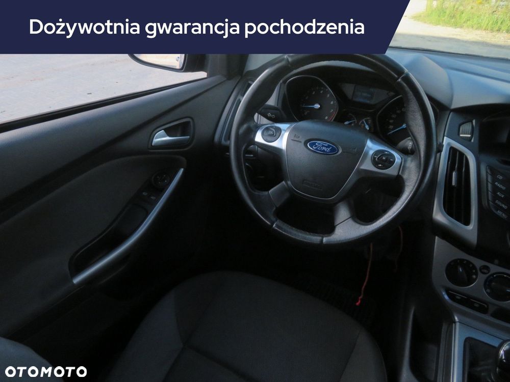 Ford Focus SW - 9