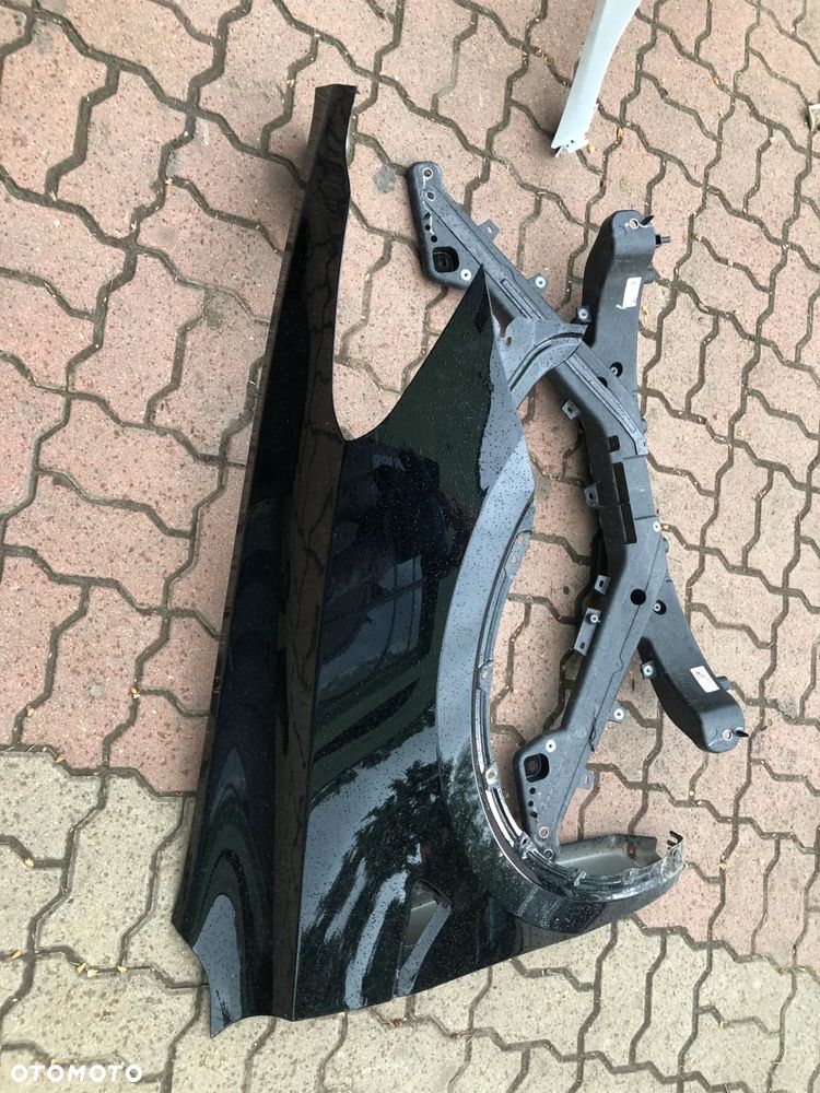 TESLA Y MODEL Y BŁOTNIK PRZEDNI PRAWY idealny - 2