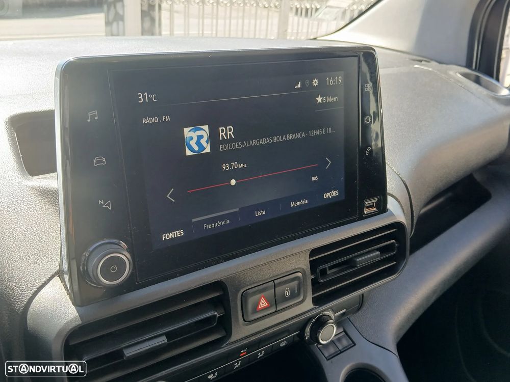 Opel COMBO 3L - 15