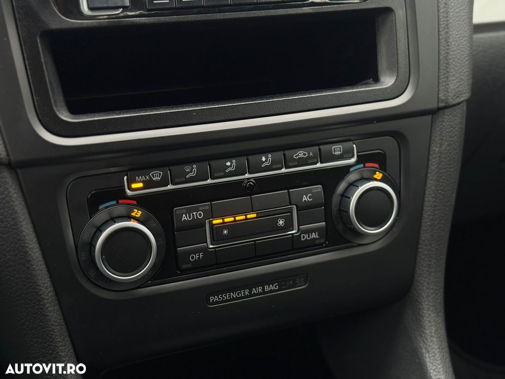 Volkswagen Golf - 36