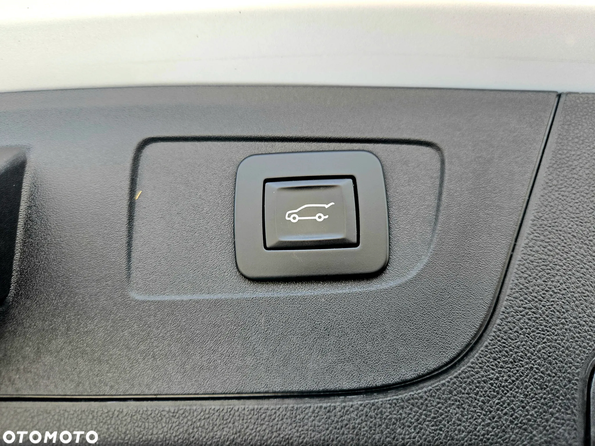 Opel Insignia 2.0 T 4x4 Innovation S&S - 24