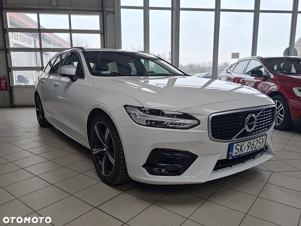 Volvo V90 D4 R-Design - 9