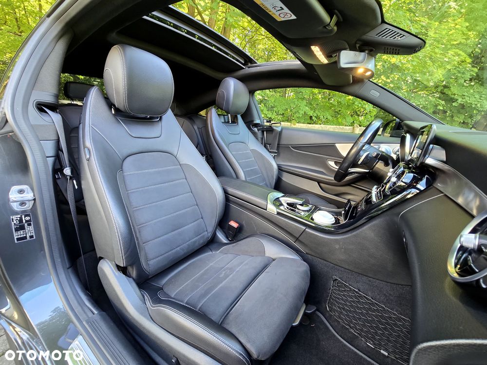 Mercedes-Benz Klasa C 300 4MATIC 9G-TRONIC - 30