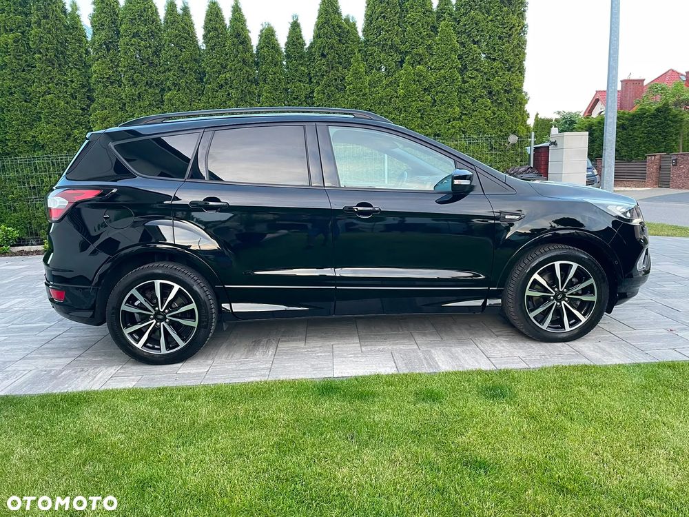 Ford Kuga 2.0 TDCi 4x4 ST-Line - 4