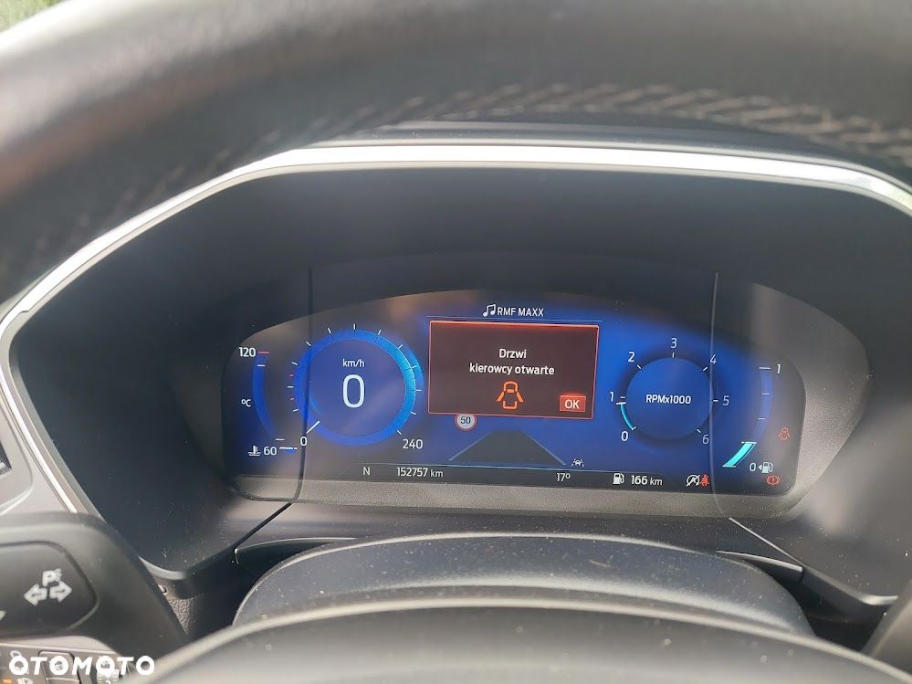Ford Kuga - 20