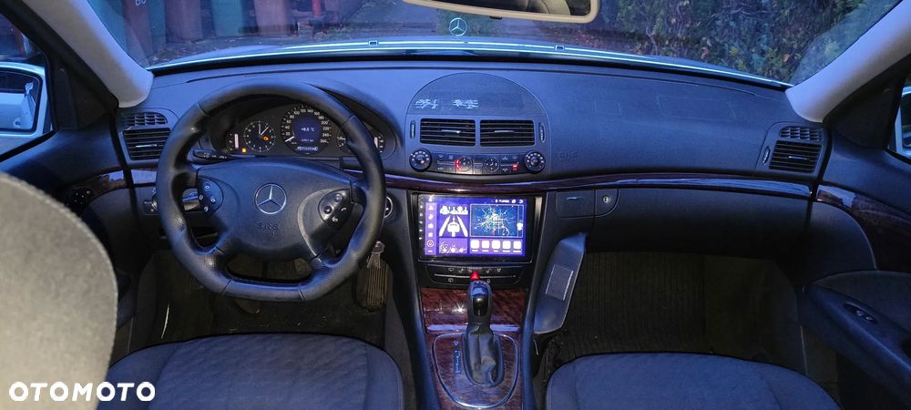 Mercedes-Benz Klasa E - 7