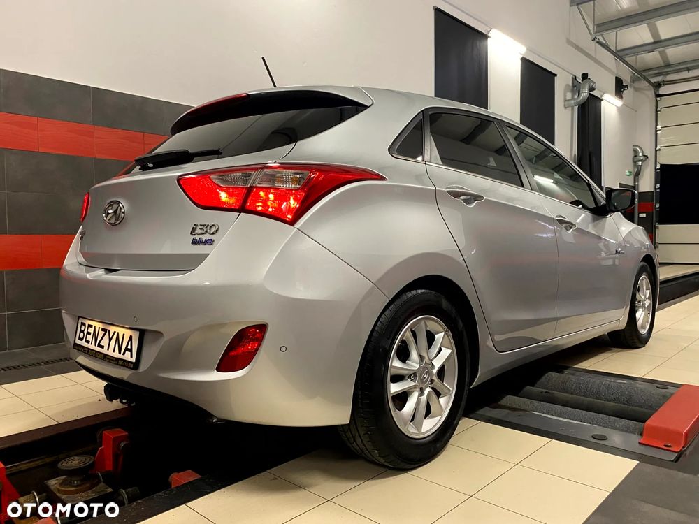 Hyundai i30 1.6 GDI Classic - 10