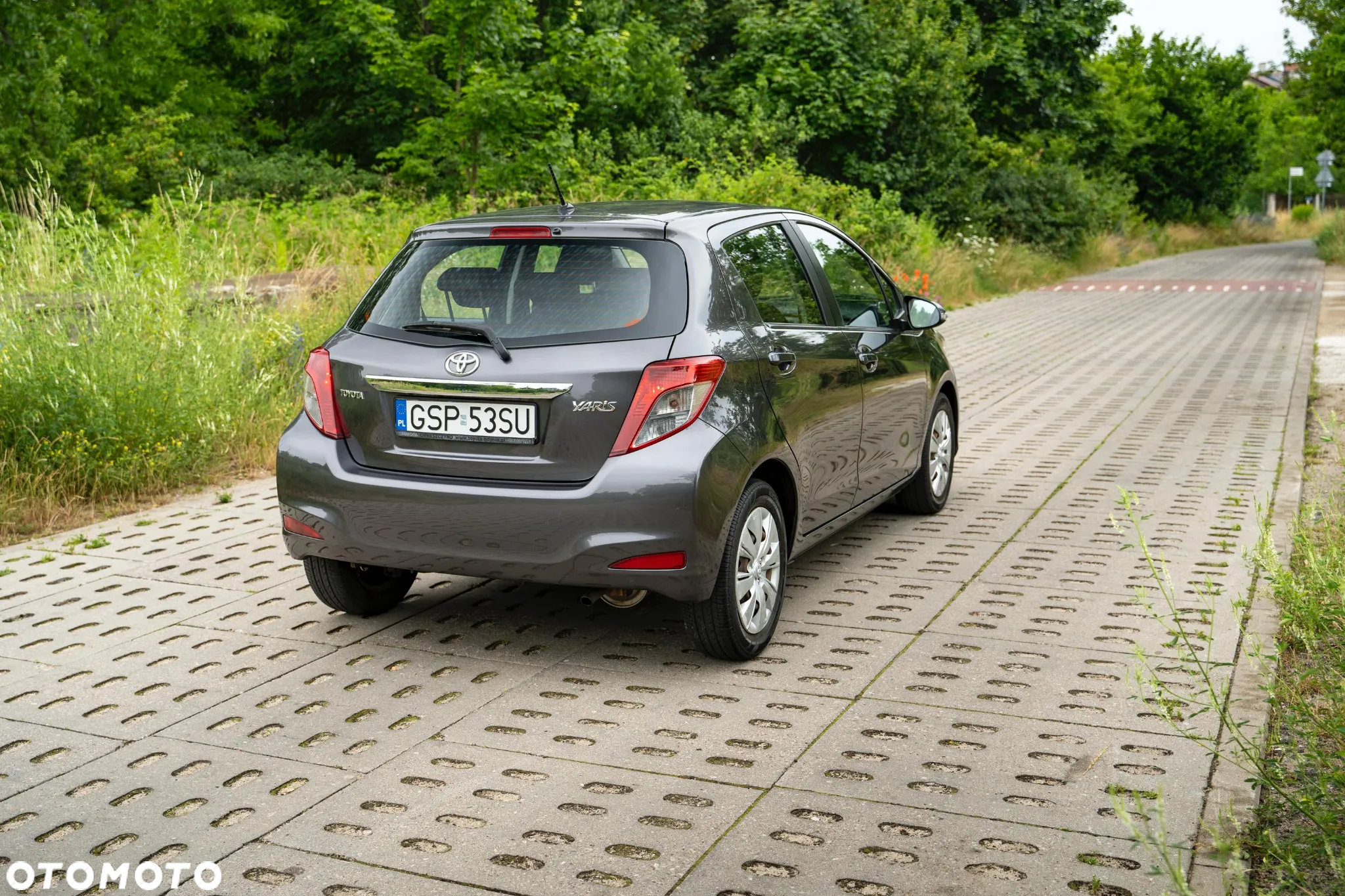 Toyota Yaris 1.0 Luna - 4