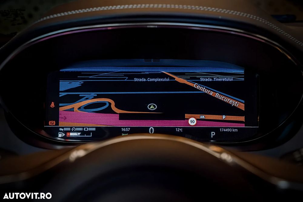 Jaguar E-Pace D180 AWD Aut. R-Dynamic HSE - 28