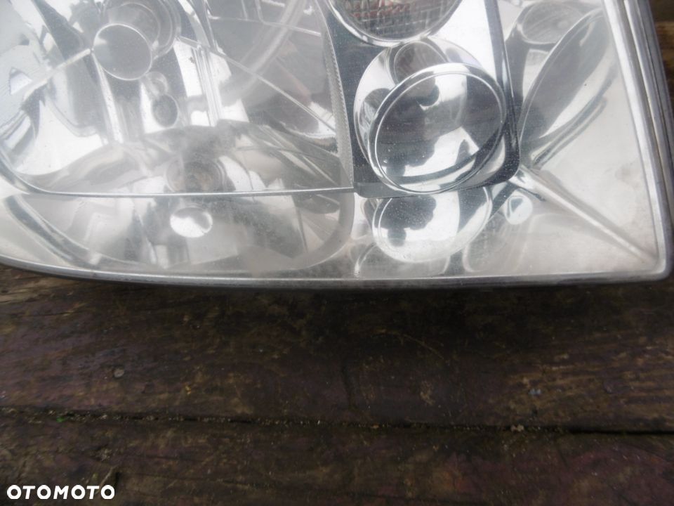 Lampa prawa VW BORA HELLA EUROPA - 2