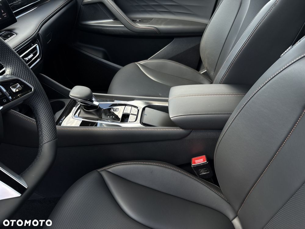 MG HS 1.5T HEV+ Exclusive - 15