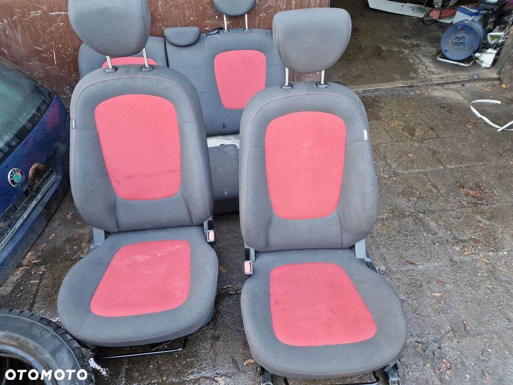 Komplet  foteli  hyundai  i20  12-14 - 4