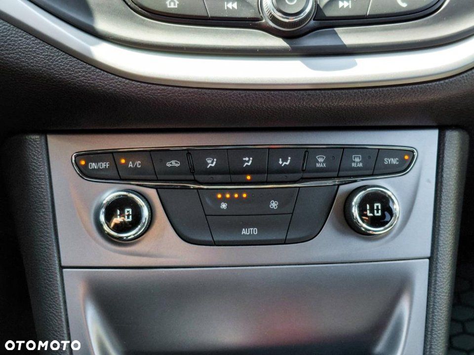 Opel Astra - 18