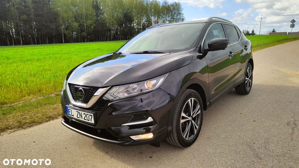 Nissan Qashqai 1.2 DIG-T Xtronic TEKNA+ - 23