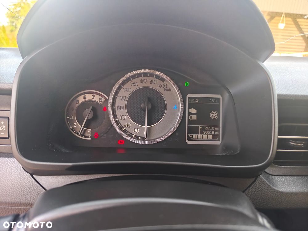 Suzuki Ignis 1.2 SHVS Premium - 10