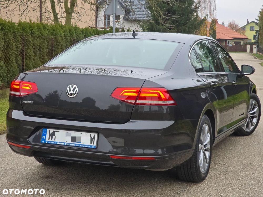 Volkswagen Passat - 7
