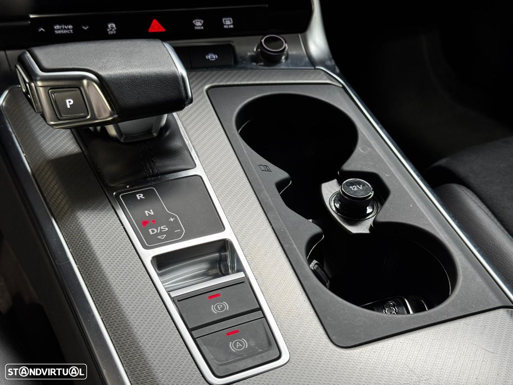 Audi A6 Avant 40 TDI Design S tronic - 33