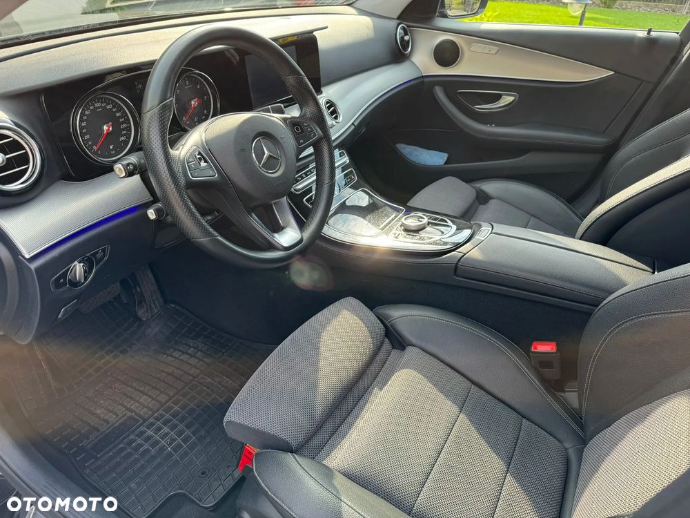 Mercedes-Benz Klasa E - 10