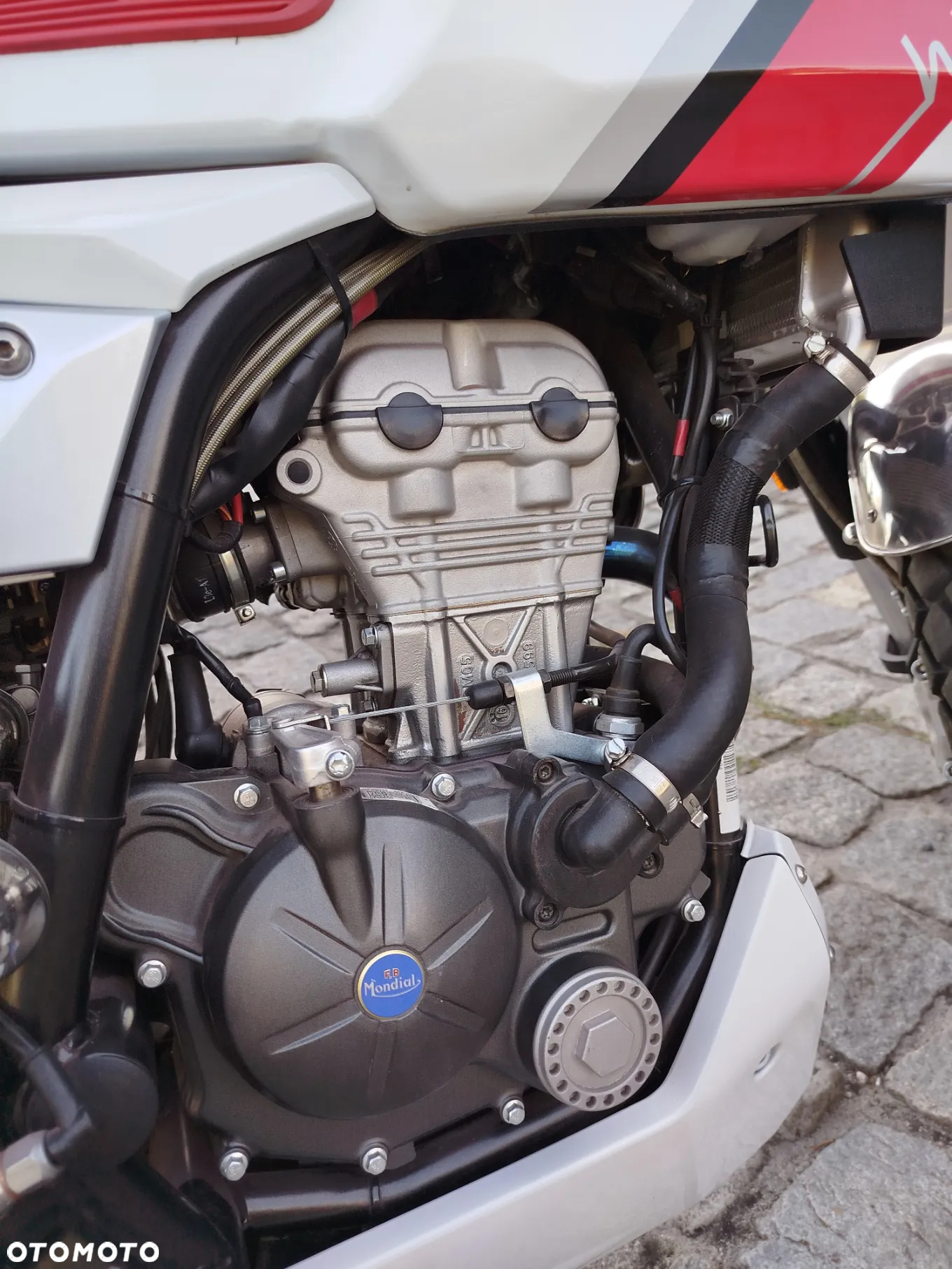 Mondial HPS 125 - 8